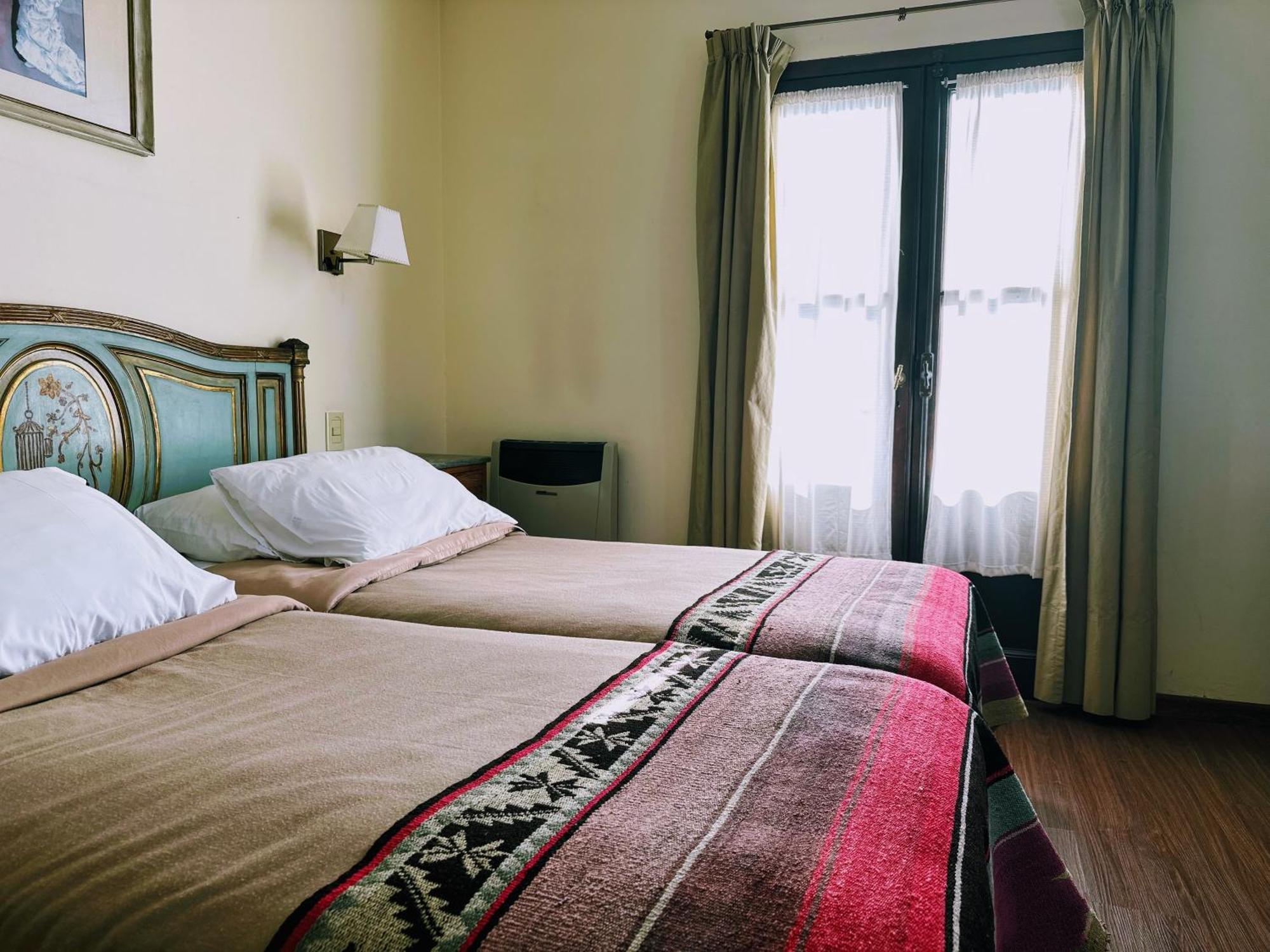Hotel Draghi San Antonio de Areco Bagian luar foto