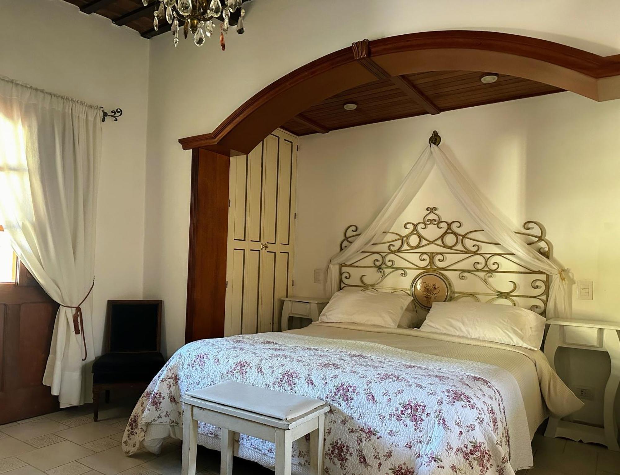 Hotel Draghi San Antonio de Areco Bagian luar foto