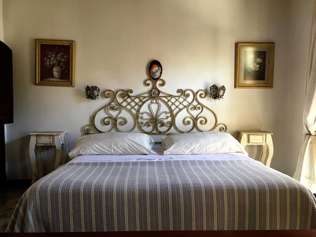 Hotel Draghi San Antonio de Areco Bagian luar foto